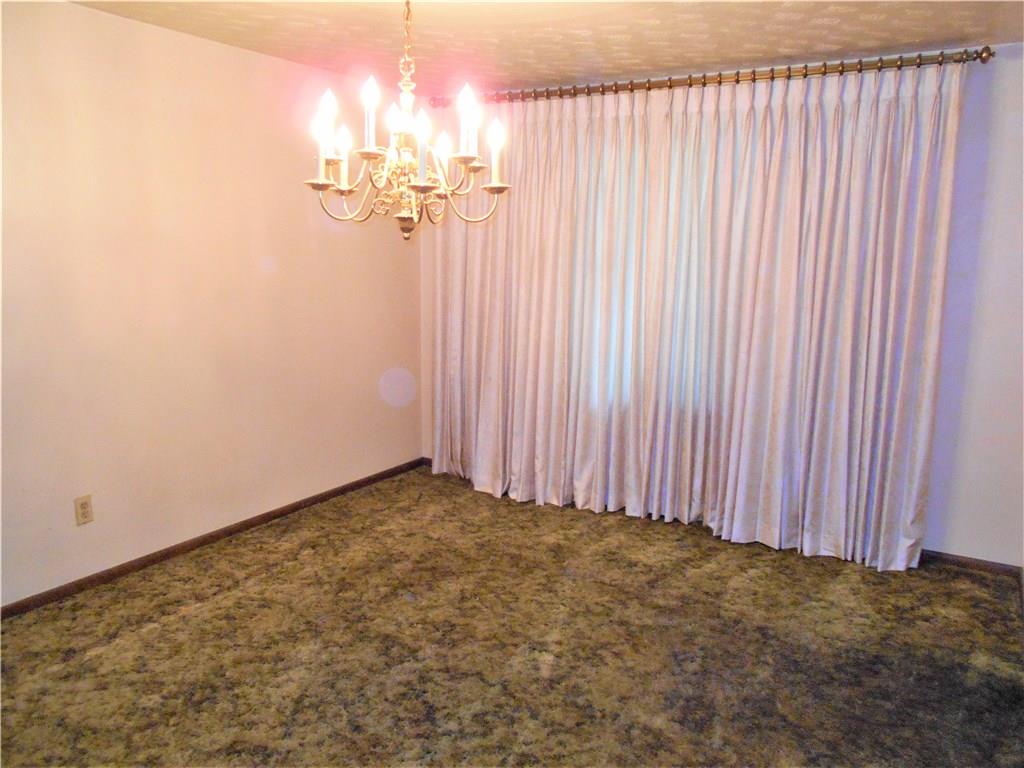 937 Braddock Road Forest Hills, PA 15221 - Photo 5 of 19