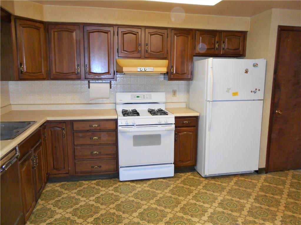 937 Braddock Road Forest Hills, PA 15221 - Photo 6 of 19
