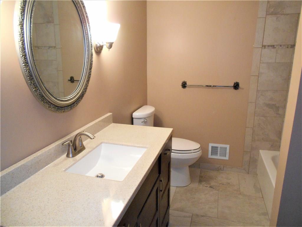 937 Braddock Road Forest Hills, PA 15221 - Photo 9 of 19