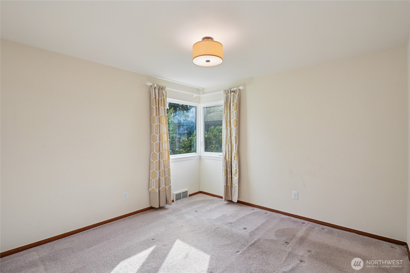 6628 Flora Avenue South Seattle, WA 98108 - Photo 14 of 32 a view of a storage & utility room