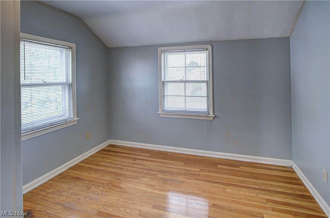 6434 Stanbury Road Parma, OH 44129 - Photo 20 of 32