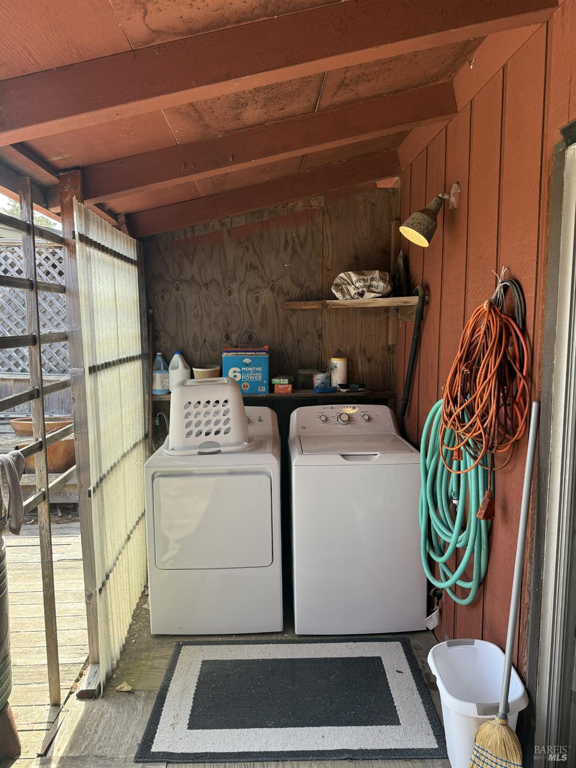165 Elm Road Bolinas, CA 94924 - Photo 17 of 46 Gallery Image 17