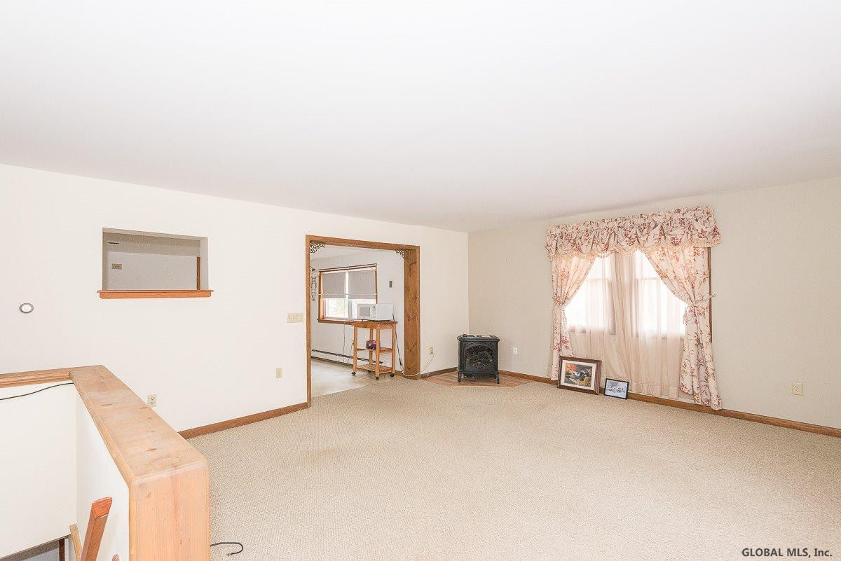 48 Phillips Road Rensselaer, NY 12144 - Photo 9 of 31 Photo 9