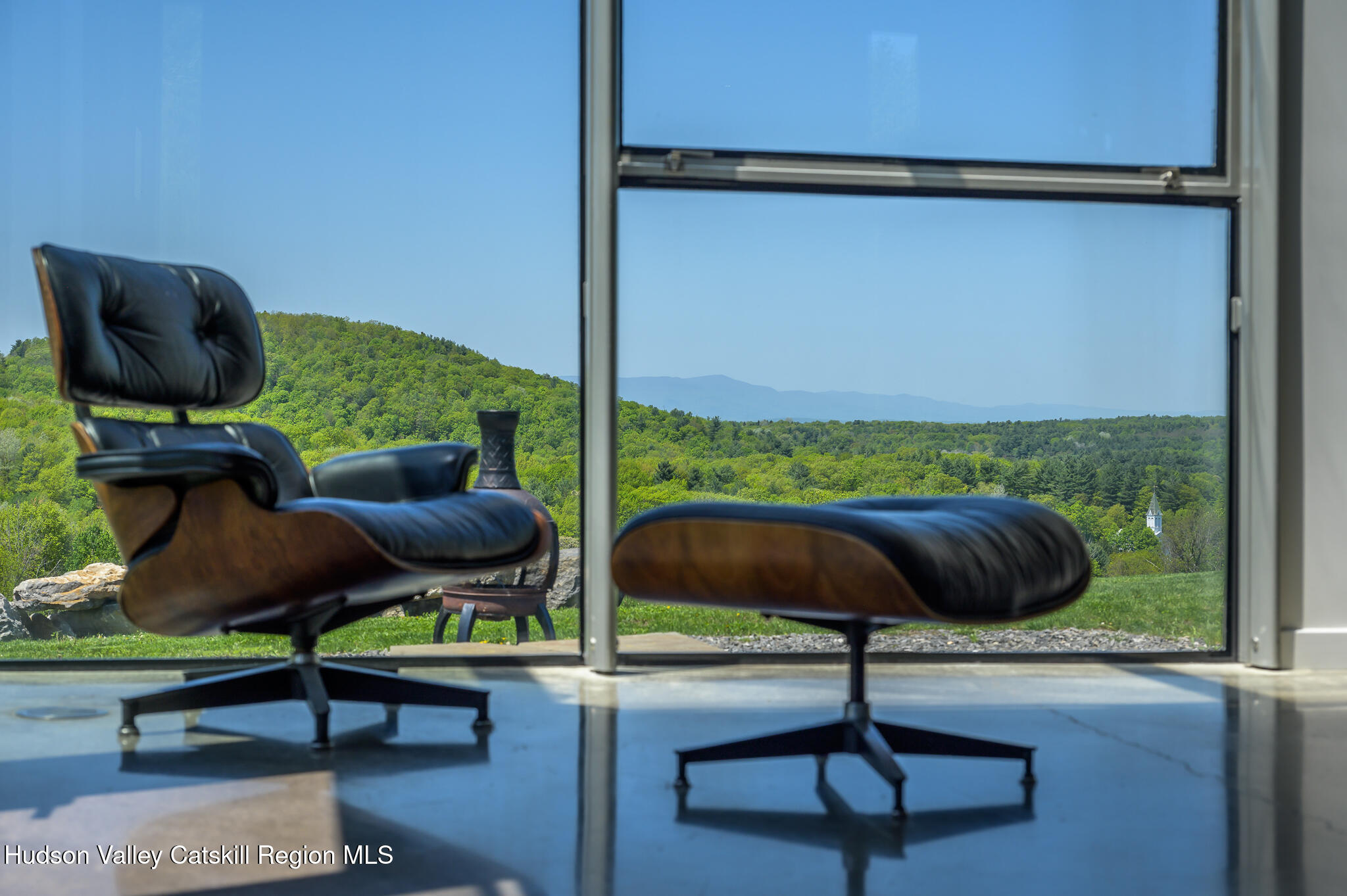 837 Carlson Road Craryville, NY 12521 - Photo 28 of 65 Screen - 837 Carlson Rd Craryville NY 12