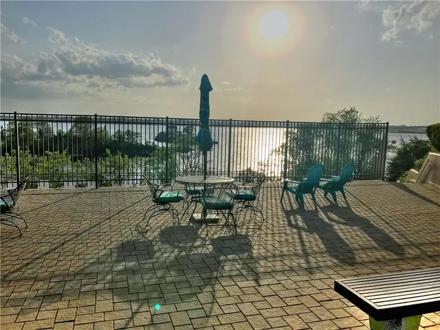 $310,000 | 43 Bullocks Point Avenue, Unit 4A, East Providence, RI 02915