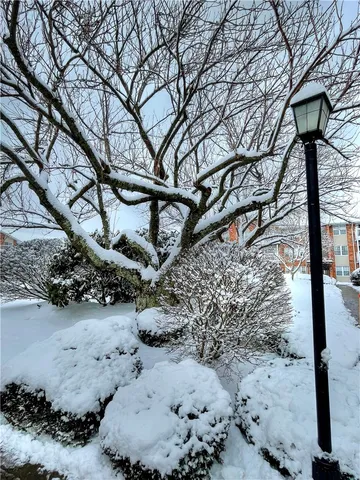 $289,000 | 43 Bullocks Point Avenue, Unit 4A, East Providence, RI 02915