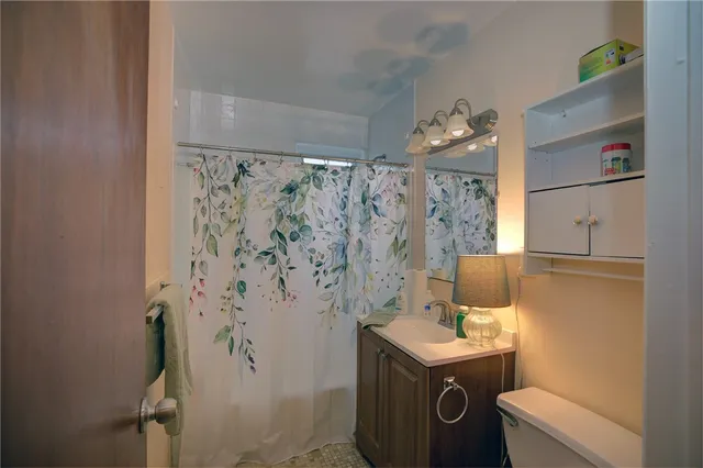 $310,000 | 43 Bullocks Point Avenue, Unit 4A, East Providence, RI 02915