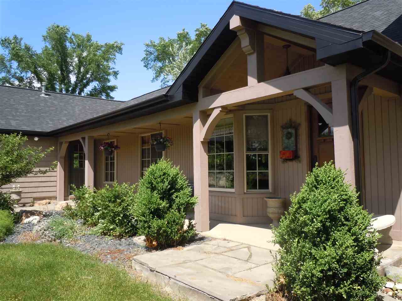 9313 Garman Road Leo, IN 46765 - Photo 2 of 30