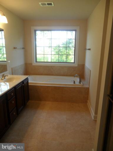 7130 Masters Road New Market, MD 21774 - Photo 21 of 21 Bath (Master)