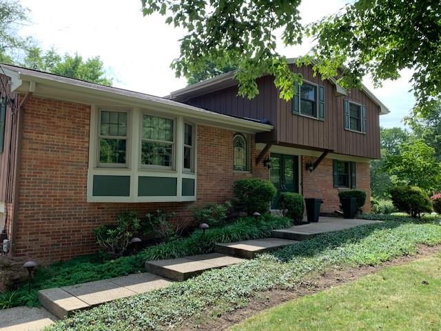 5042 Hardt Road Gibsonia, PA 15044 - Photo 3 of 25 Gallery Image 3