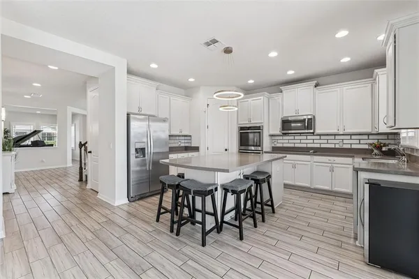 $1,155,000 | 15196 Lake Claire Overlook Drive, Winter Garden, FL 34787