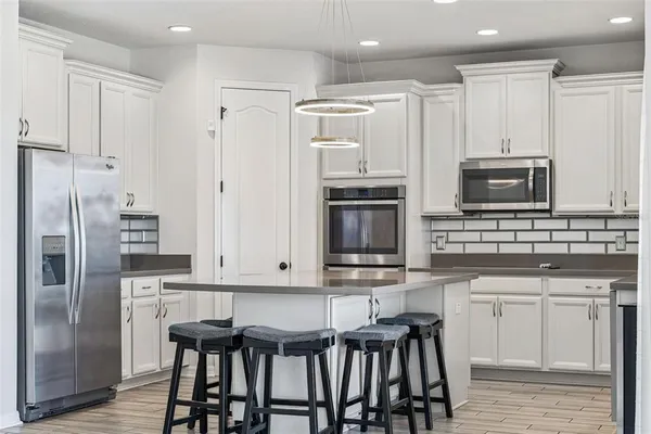 $1,155,000 | 15196 Lake Claire Overlook Drive, Winter Garden, FL 34787