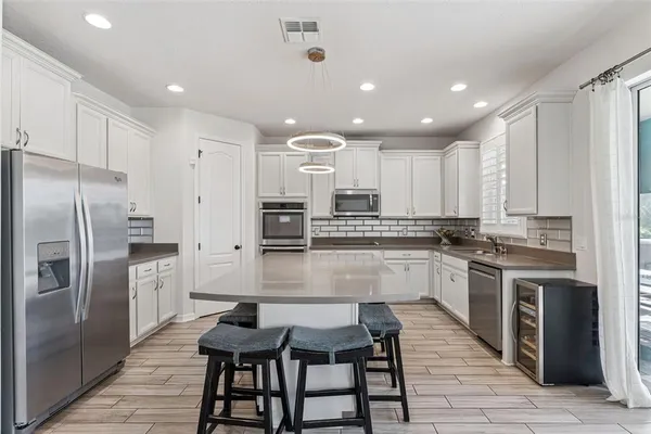 $1,155,000 | 15196 Lake Claire Overlook Drive, Winter Garden, FL 34787