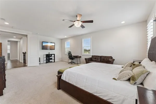 $1,155,000 | 15196 Lake Claire Overlook Drive, Winter Garden, FL 34787