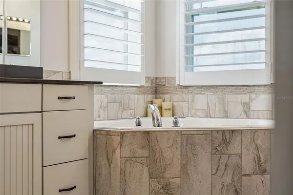 $1,155,000 | 15196 Lake Claire Overlook Drive, Winter Garden, FL 34787