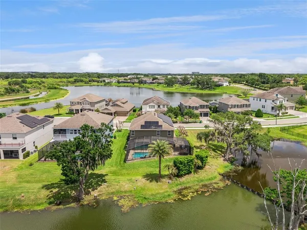 $1,155,000 | 15196 Lake Claire Overlook Drive, Winter Garden, FL 34787