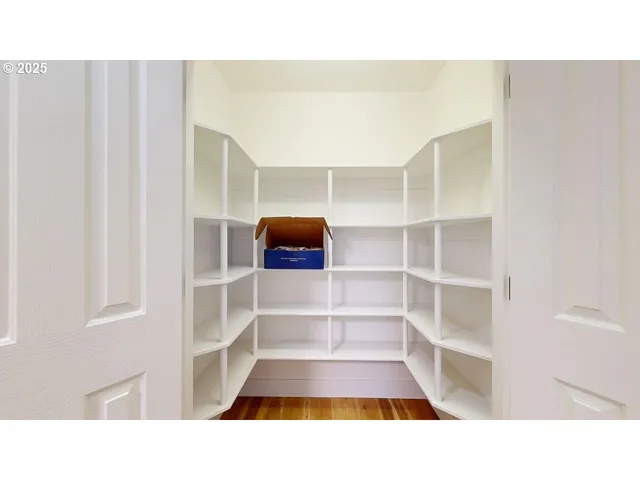 $725,000 | 970 Hassett Street, Brookings, OR 97415