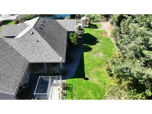 $725,000 | 970 Hassett Street, Brookings, OR 97415