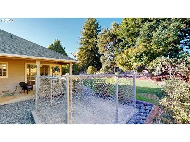 $725,000 | 970 Hassett Street, Brookings, OR 97415