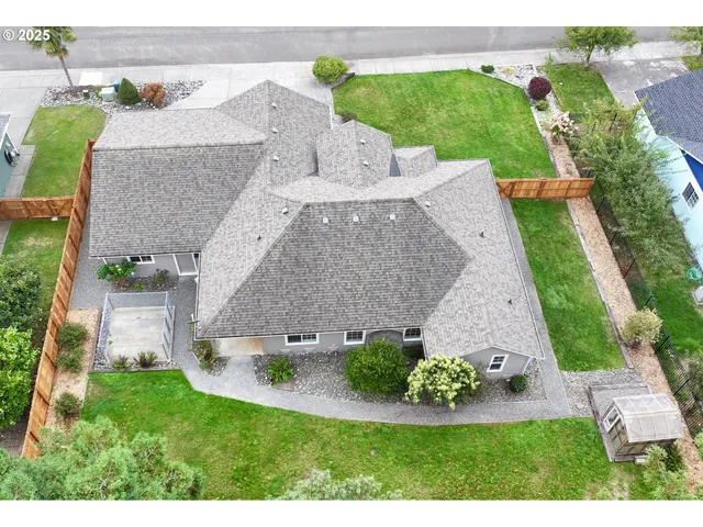 $725,000 | 970 Hassett Street, Brookings, OR 97415