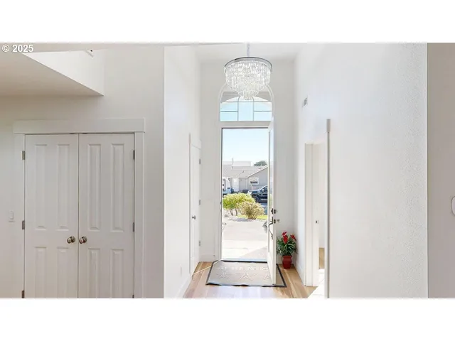 $725,000 | 970 Hassett Street, Brookings, OR 97415