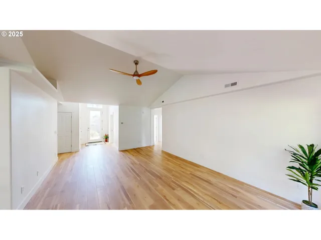 $725,000 | 970 Hassett Street, Brookings, OR 97415