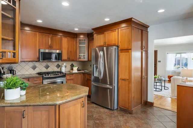 $799,000 | 4125 Kuhnle Avenue, Oakland, CA 94605