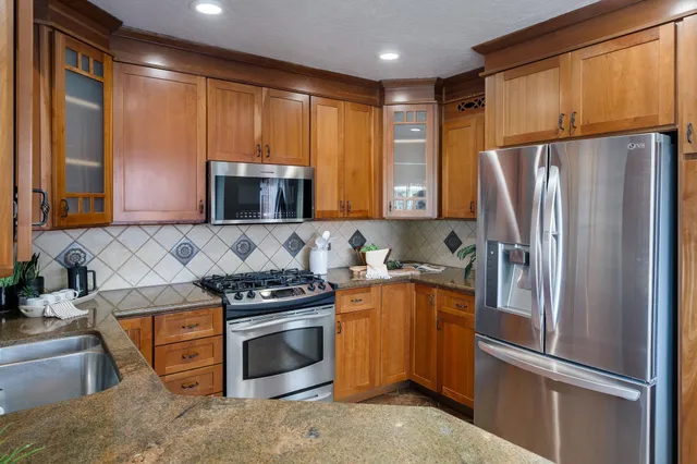 $799,000 | 4125 Kuhnle Avenue, Oakland, CA 94605