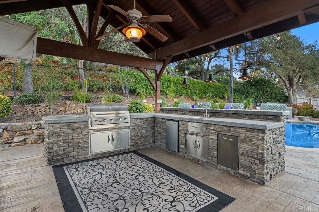 713 Quiet Hills Farm Road Escondido, CA 92029 - Photo 36 of 51 Outdoor Kitchen Cabana