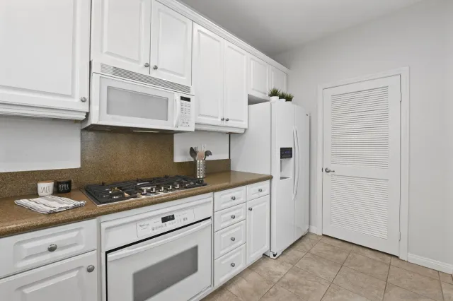 $879,000 | 2641 Bellezza Drive, San Diego, CA 92108