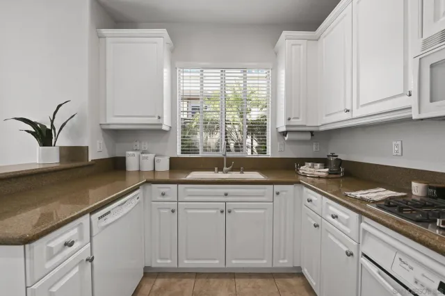 $879,000 | 2641 Bellezza Drive, San Diego, CA 92108