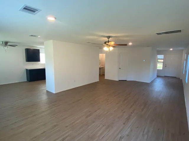 $2,100 | 3771 Solanum Drive, Conroe, TX 77301