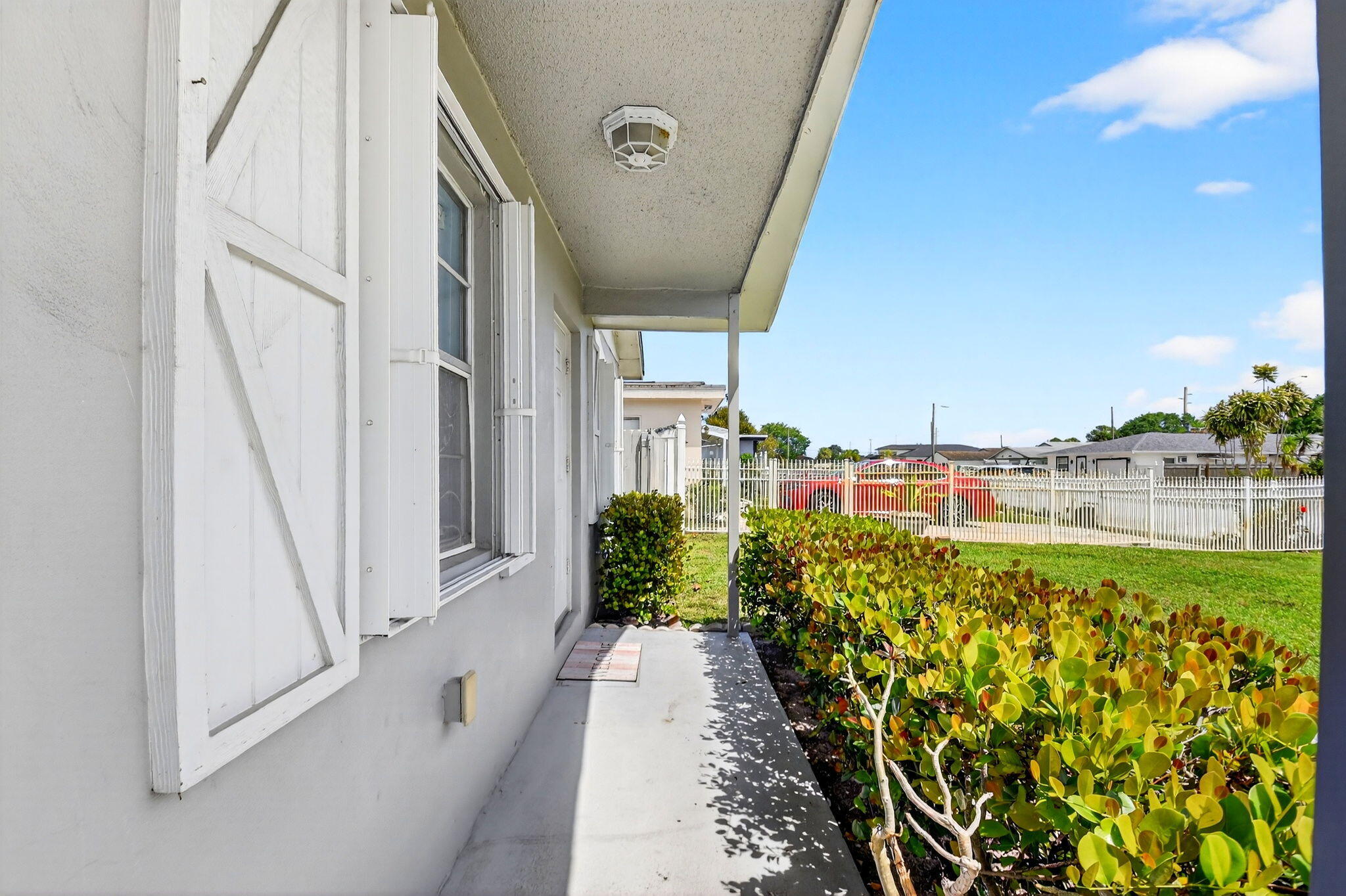 5721 Coconut Road West Palm Beach, FL 33413 - Photo 9 of 41 a view of a balcony with outdoor space