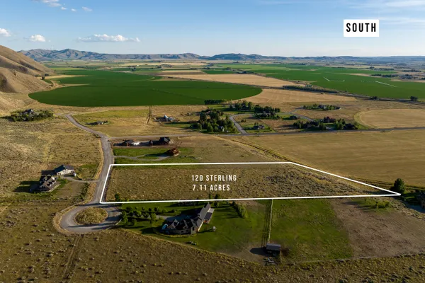 $550,000 | 120 Sterling Drive, Bellevue, ID 83313