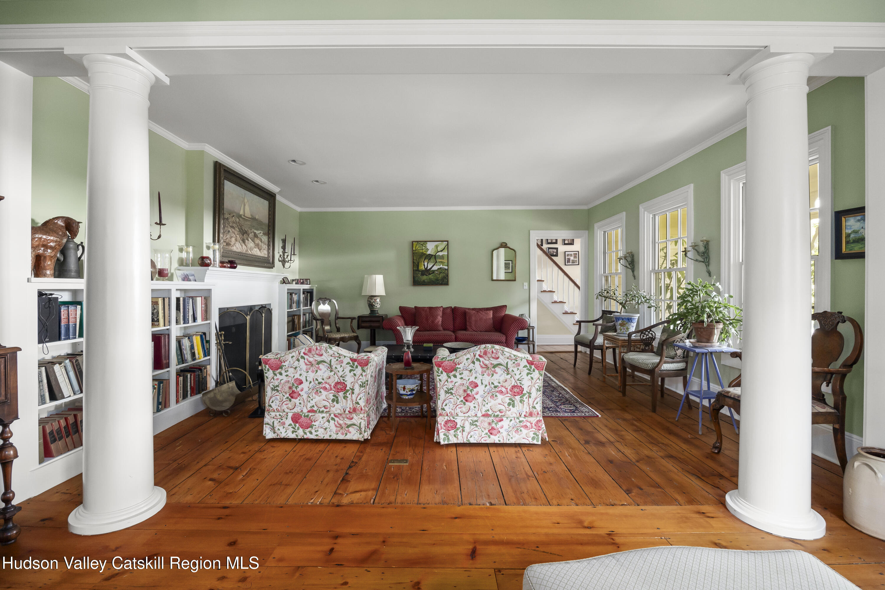 205 Bells Pond Road Hudson, NY 12534 - Photo 10 of 38 livingroom