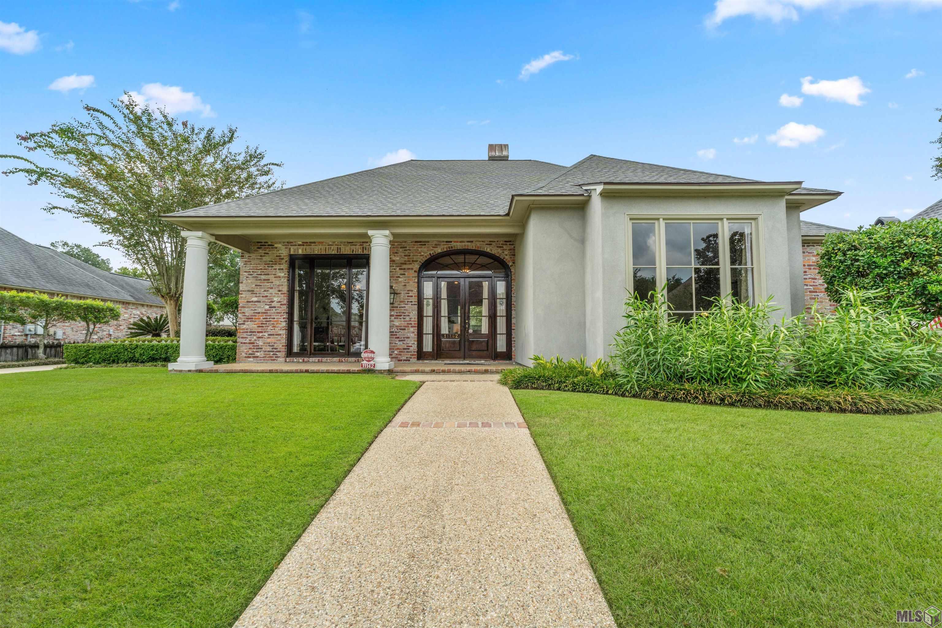 11142 South Lakeside Oaks Avenue Baton Rouge, LA 70810 - Photo 2 of 46