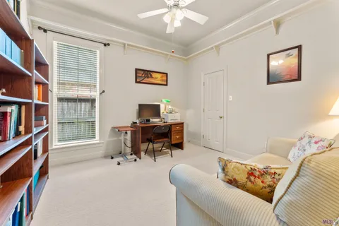 $599,900 | 11142 South Lakeside Oaks Avenue, Baton Rouge, LA 70810