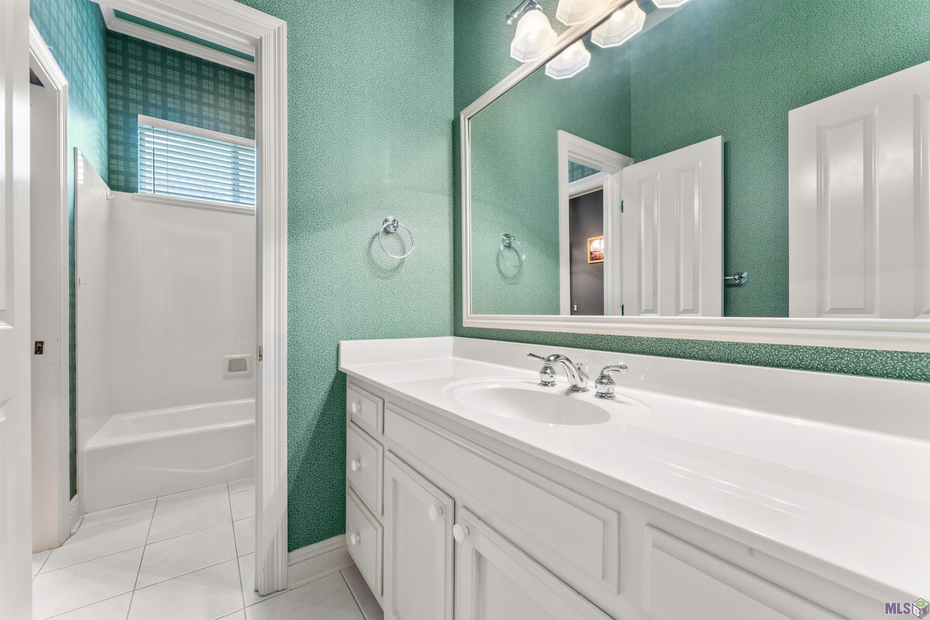 11142 South Lakeside Oaks Avenue Baton Rouge, LA 70810 - Photo 34 of 46