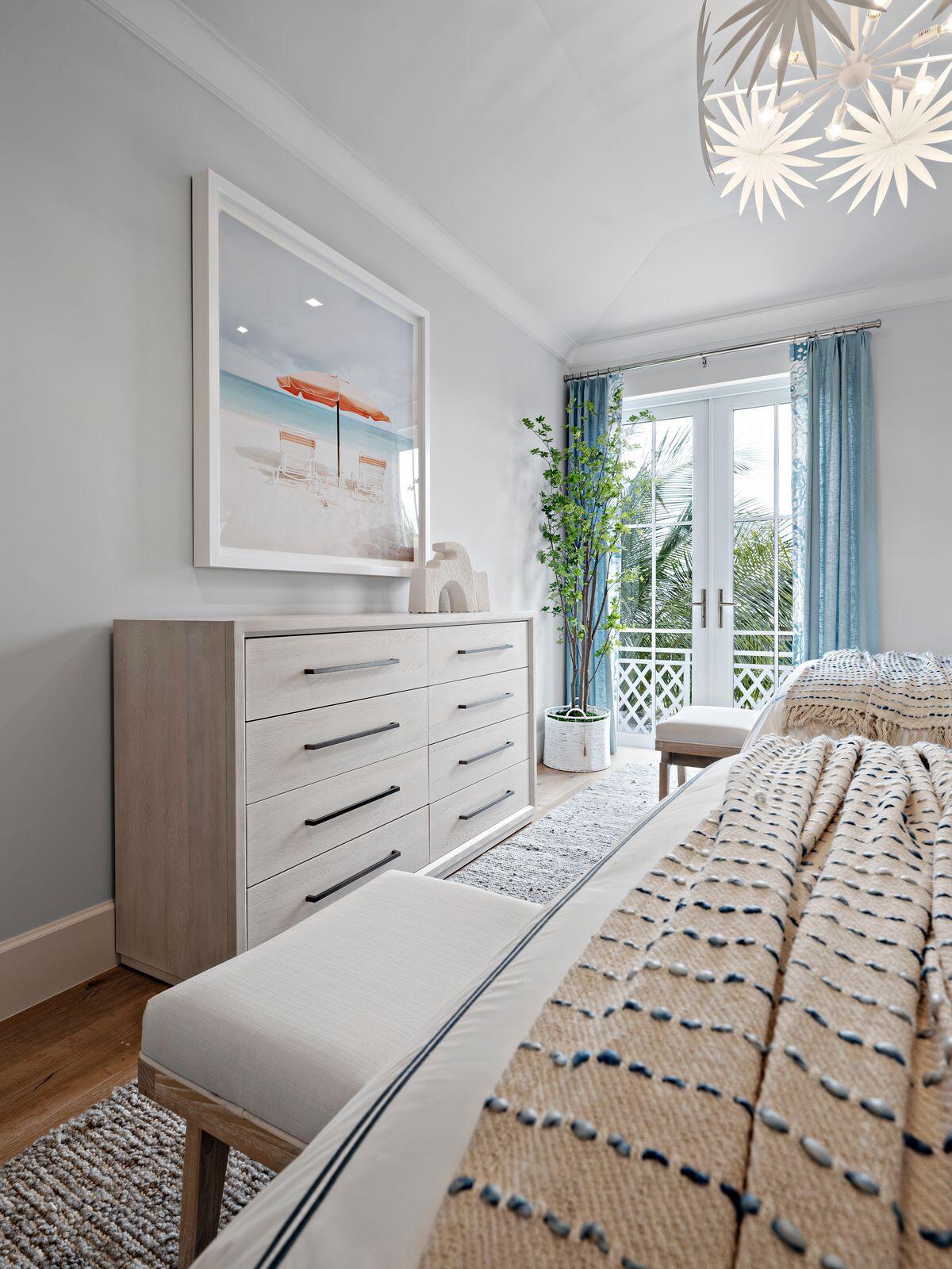 2913 Bluewater Cove Gulf Stream, FL 33483 - Photo 35 of 43 a bedroom with a bed and a window