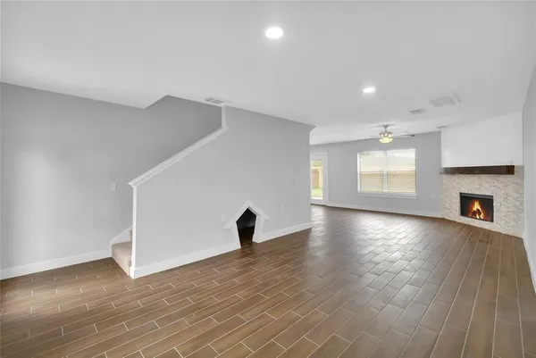 $2,300 | 19734 Twin Canyon Court, Katy, TX 77450