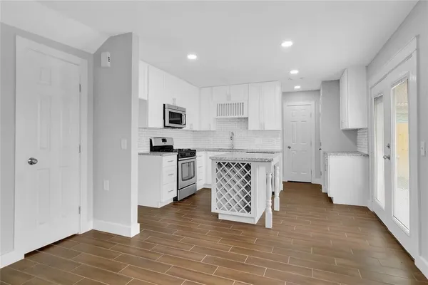 $2,300 | 19734 Twin Canyon Court, Katy, TX 77450