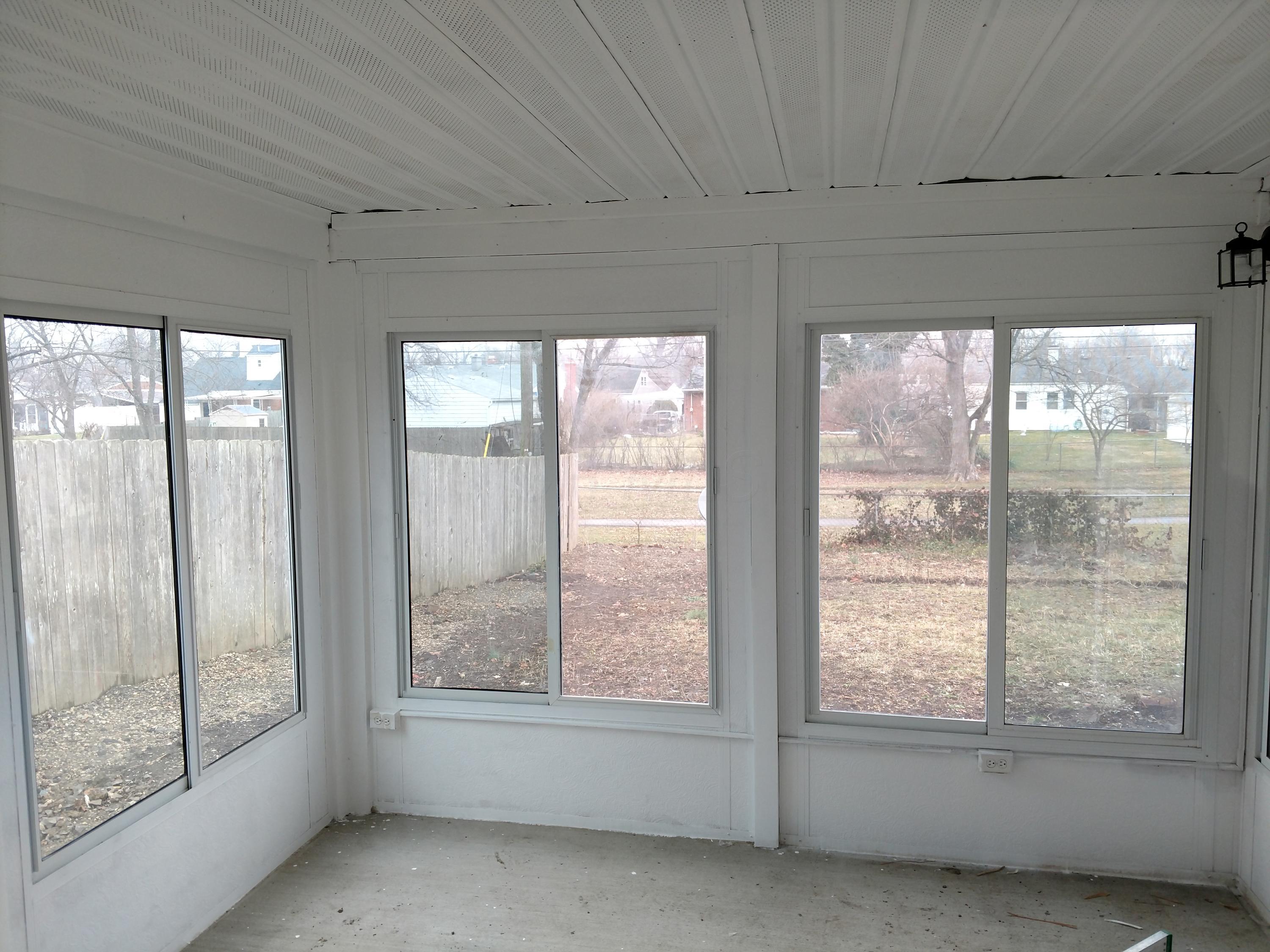 260 Darbyhurst Road Columbus, OH 43228 - Photo 27 of 34 Gallery Image 27