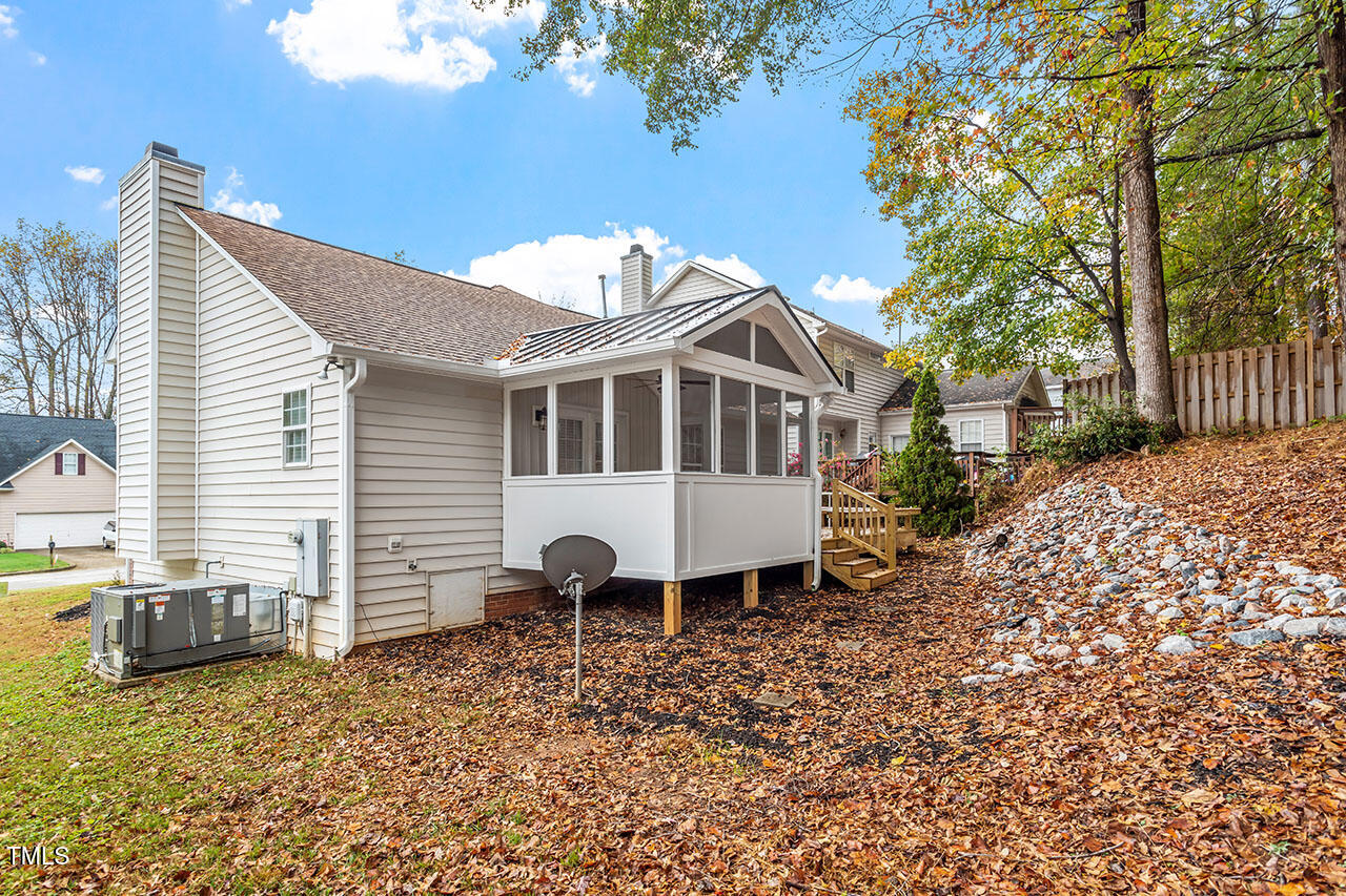 144 Melksham Road Wake Forest, NC 27587 - Photo 33 of 39 Rear