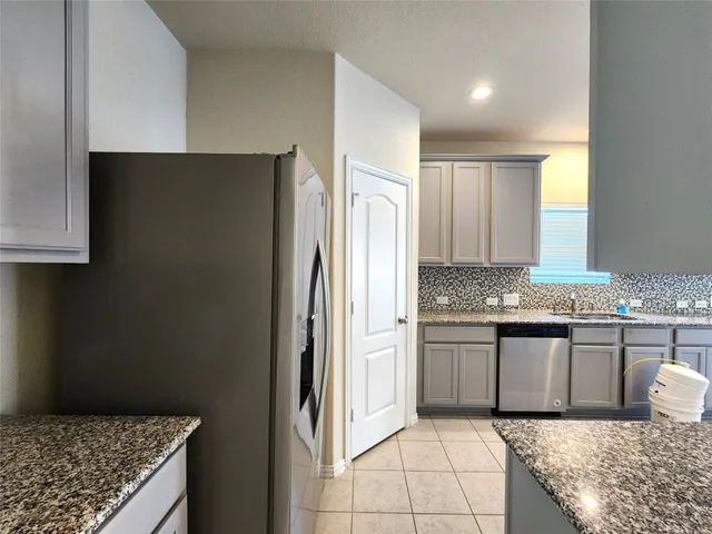 $2,395 | 12708 South Shore Drive, Texas City, TX 77568