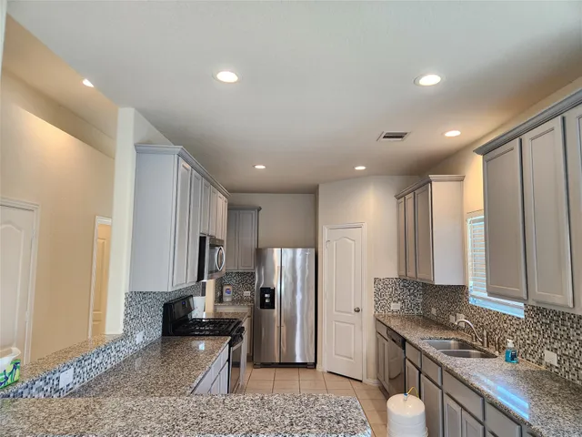 $2,395 | 12708 South Shore Drive, Texas City, TX 77568