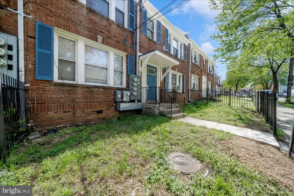 $579,000 | 1608 17th Place Southeast, Washington, DC 20020