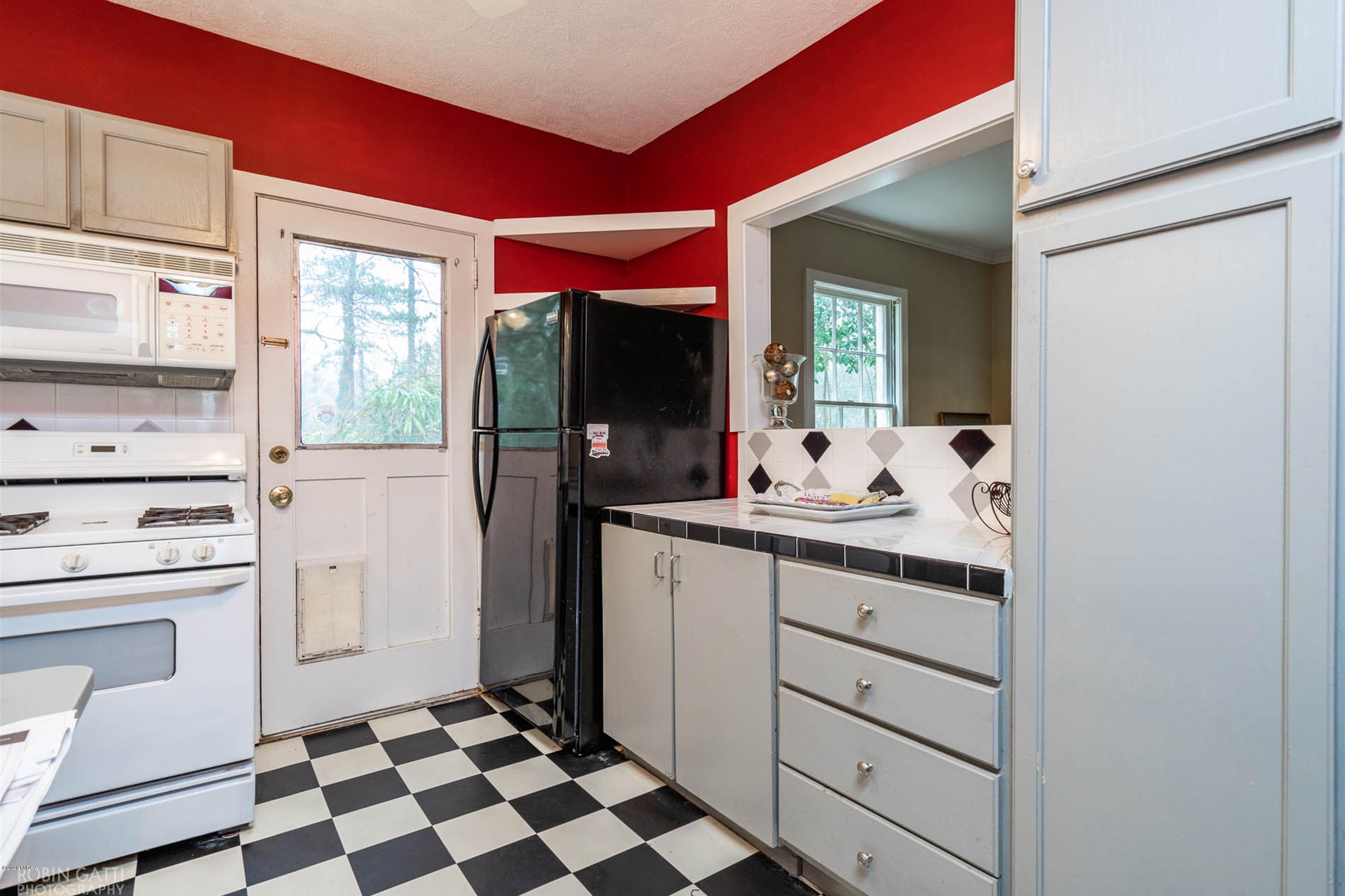 537 Forest Hill Road Macon, GA 31210 - Photo 29 of 38 28-DSC02824