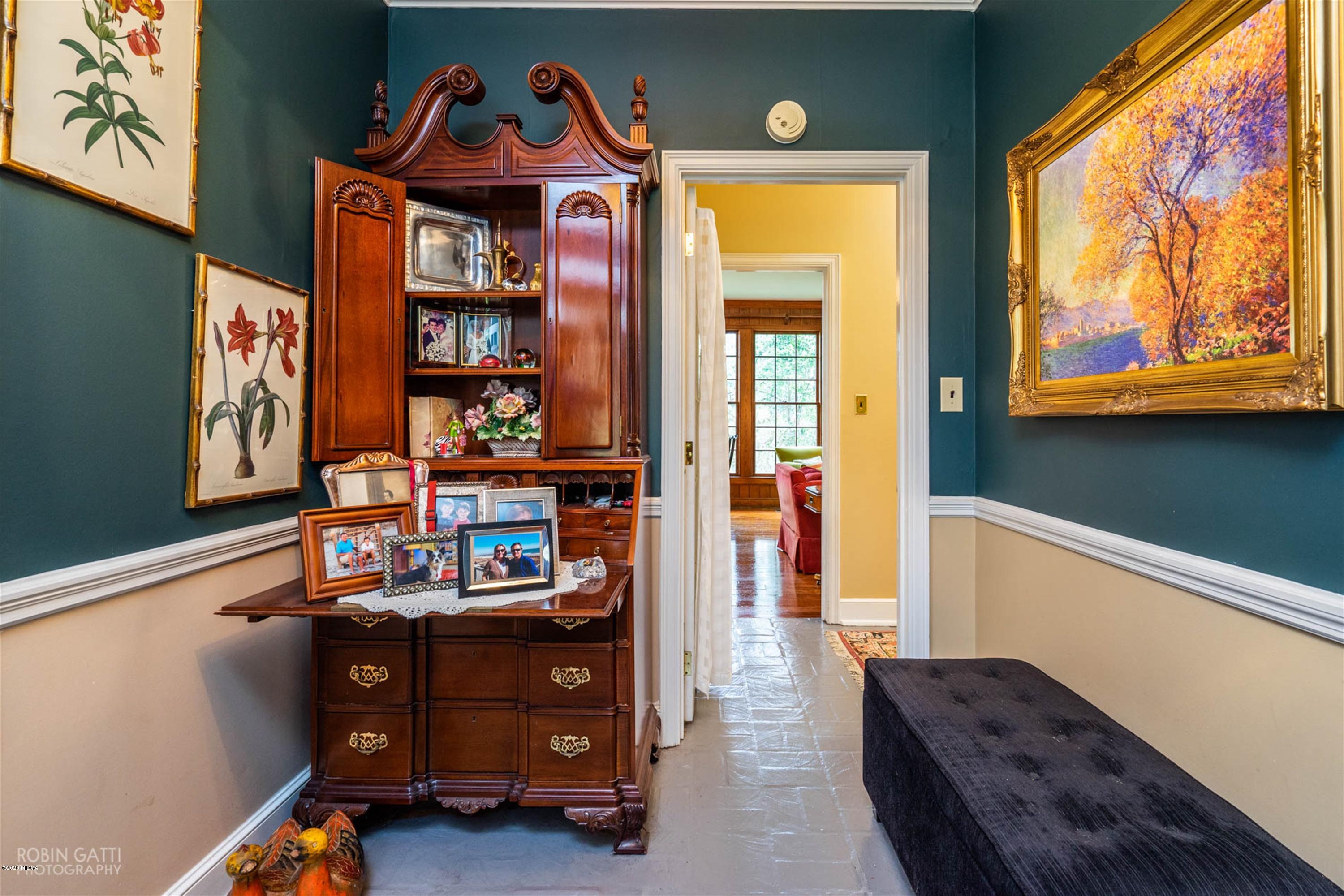 537 Forest Hill Road Macon, GA 31210 - Photo 4 of 38 03-DSC02779