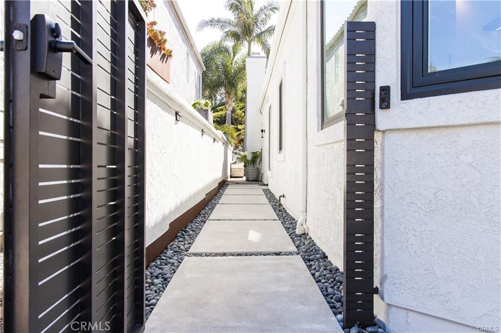 18 Reina Dana Point, CA 92629 - Photo 36 of 40