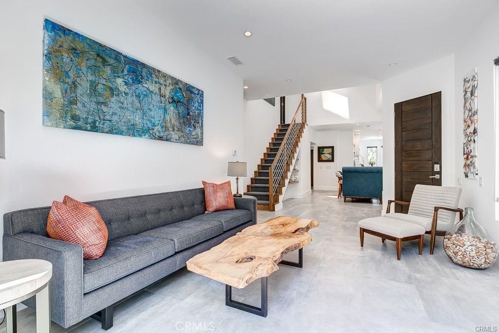 18 Reina Dana Point, CA 92629 - Photo 5 of 40